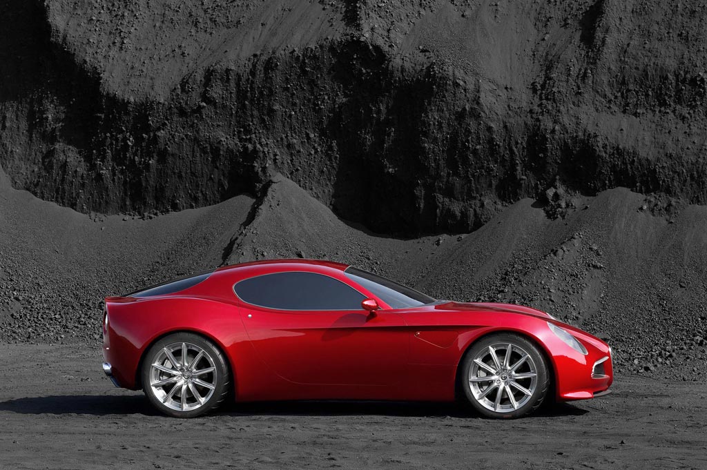 Alfa%208C%20Competizione.jpg