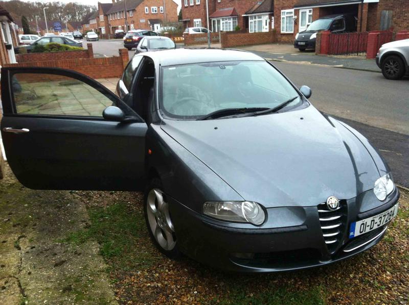 Alfa Romeo 147 1 6 Lusso 105 Cv For Sale