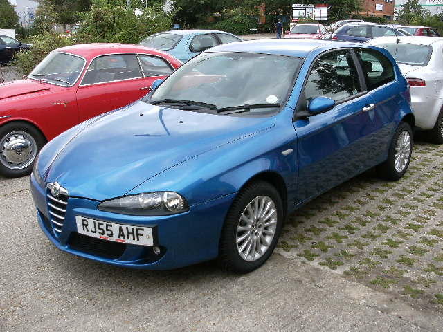 Alfa Romeo 147 1 6 Ts Lusso 120 Cv For Sale