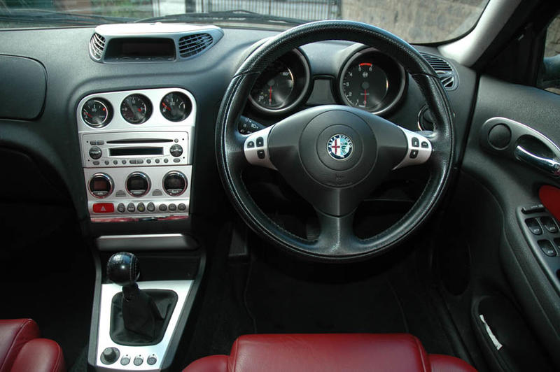Alfa Romeo 156 1 9 Jtd 16v Multijet Veloce 5d For Sale