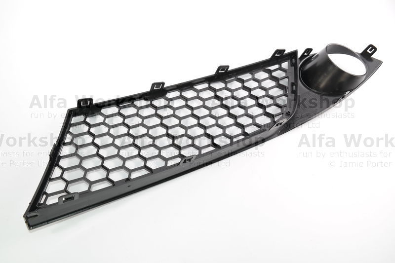 Alfa Romeo Genuine Mito Front Grill Insert (Carbon Look) : Italian Auto  Parts & Gadgets Store