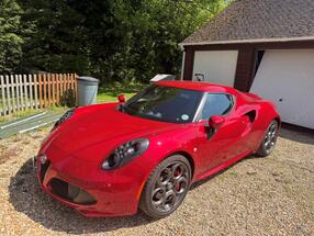 Alfa Romeo 4C  