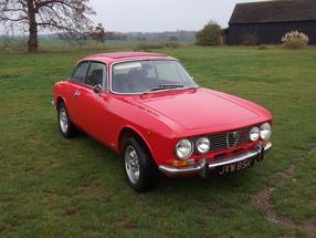 Alfa Romeo Giulia GT_GTV GTV 2000