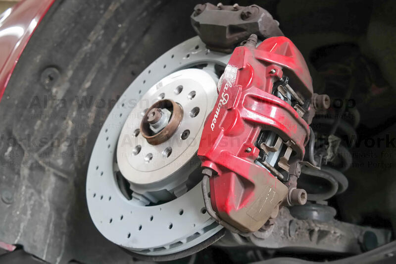 Alfa romeo giulia rear shop brake pad replacement